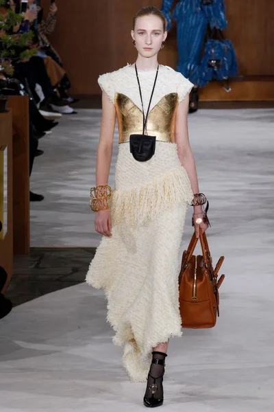 Look 36